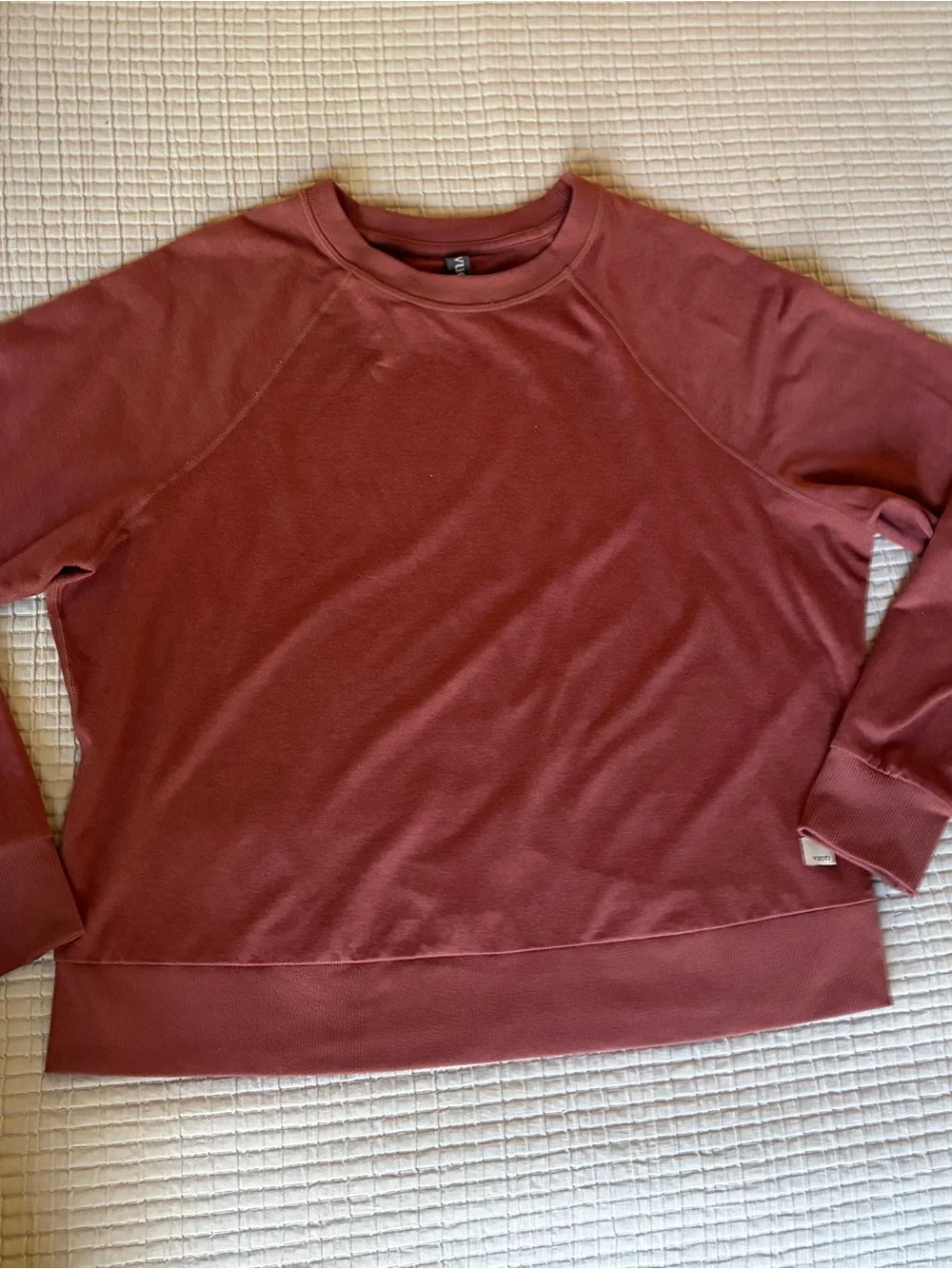 Vuori Women’s Halo Crewneck pullover, Small, Rosewood - Picture 7 of 16